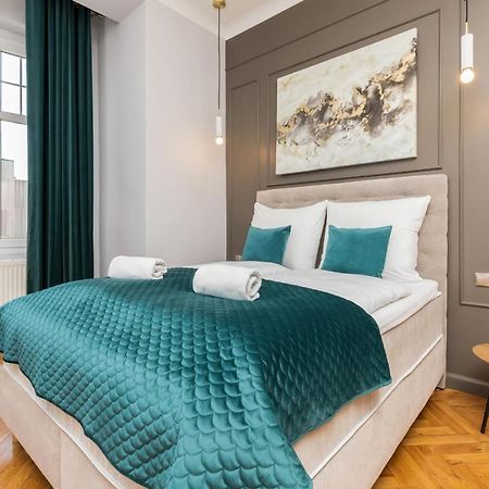 Sopot Rivoli Apartments Near The Beach & Pier By Noclegi Renters Exterior photo