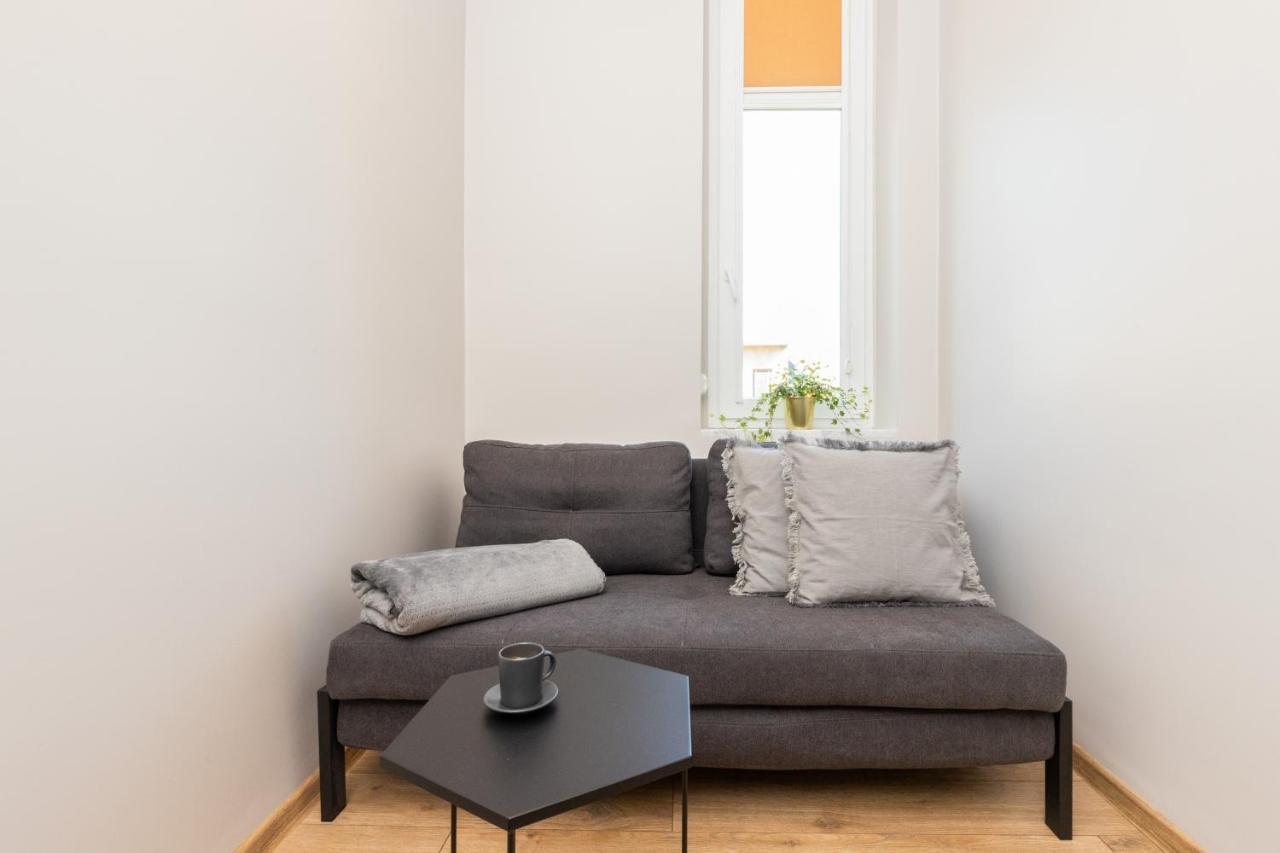 Sopot Rivoli Apartments Near The Beach & Pier By Noclegi Renters Exterior photo