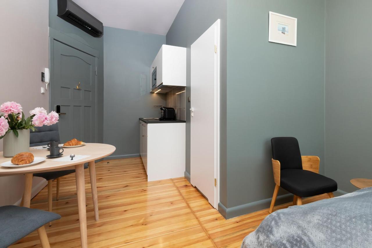 Sopot Rivoli Apartments Near The Beach & Pier By Noclegi Renters Exterior photo