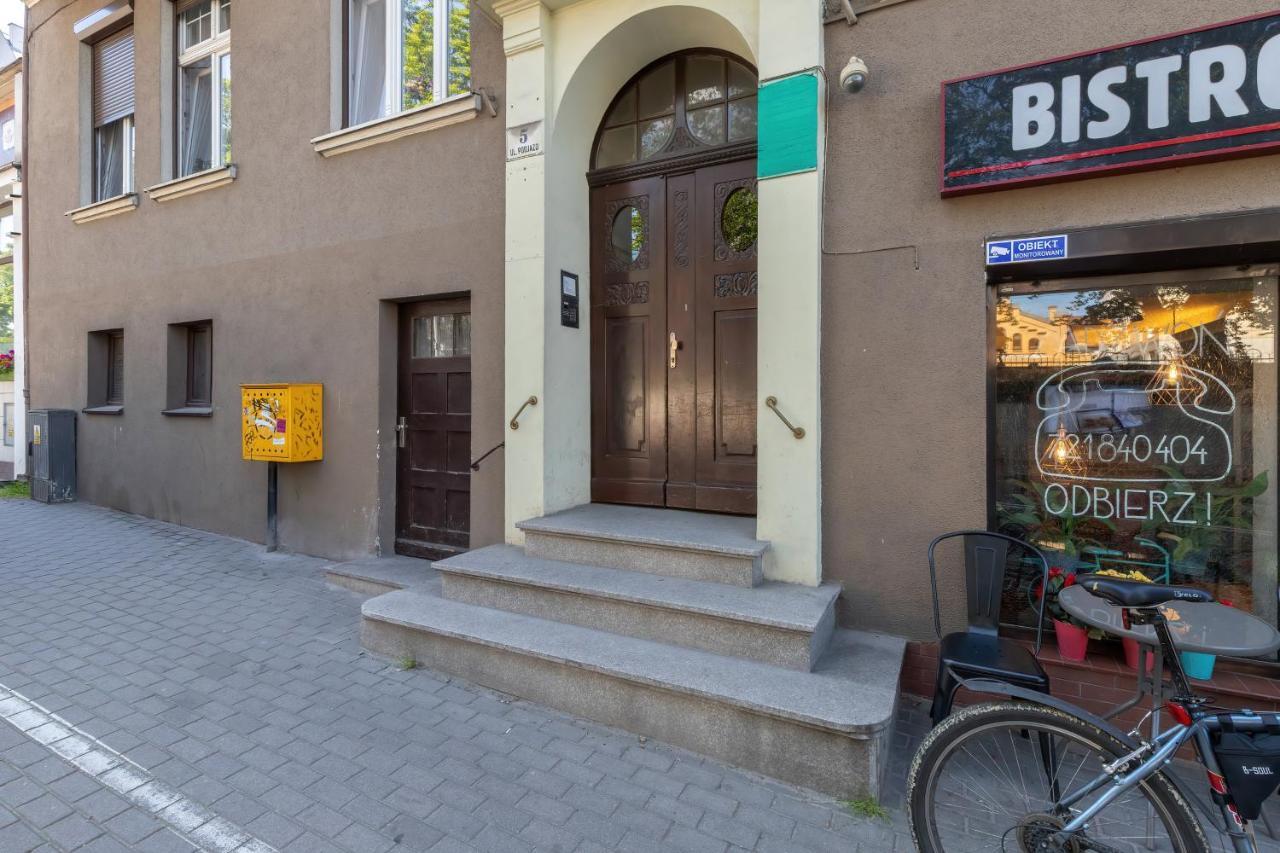 Sopot Rivoli Apartments Near The Beach & Pier By Noclegi Renters Exterior photo