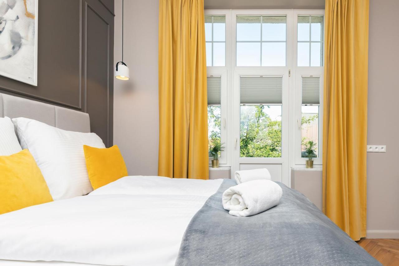 Sopot Rivoli Apartments Near The Beach & Pier By Noclegi Renters Exterior photo
