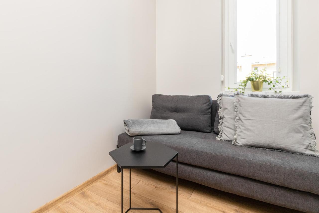 Sopot Rivoli Apartments Near The Beach & Pier By Noclegi Renters Exterior photo