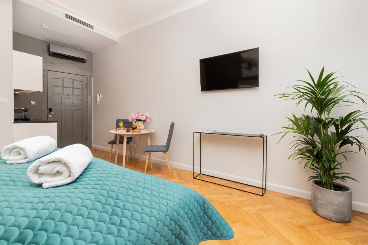 Sopot Rivoli Apartments Near The Beach & Pier By Noclegi Renters Exterior photo